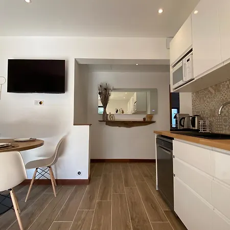 Villa Vue A 300m Du Centre-ville De Porto-vecchio *