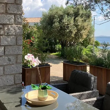 Vue A 300 M Centre-jardin, Terrasse, Parking Gratuit, Portail Electrique, 2 Chambres, 2 Sdb 빌라 *