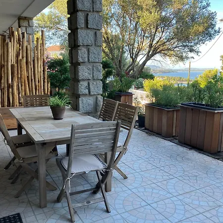 Vue Mer, Jardin Terrasse, Parking Prive A 300m Du Centre-ville De Porto-vecchio فيلة