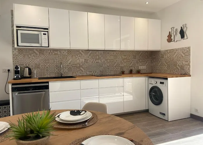 فيلة Vue Mer, Jardin Terrasse, Parking Prive A 300m Du Centre-ville De Porto-vecchio